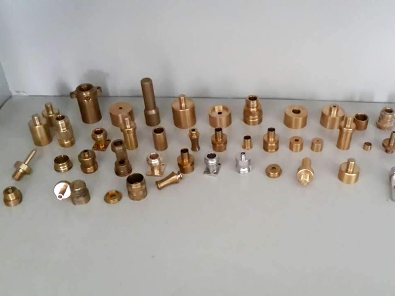 五金加工類銅材分幾種？詳細解答！